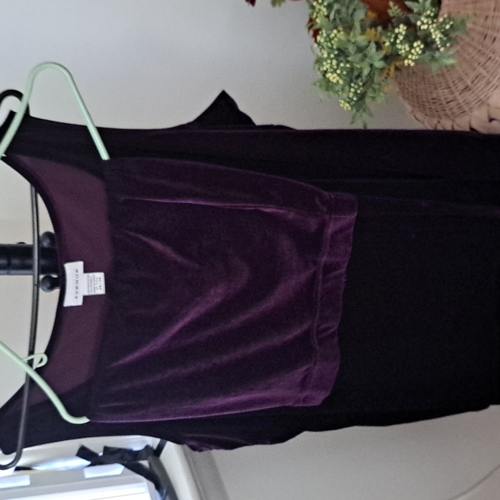 2-piece skirt set - Picture 3 of 3